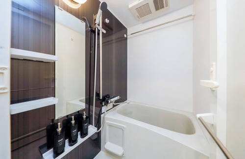 Tamachi Apartment | B Accommodates 2 people8 minutes walk from Tama/Minato-ku Tokyo