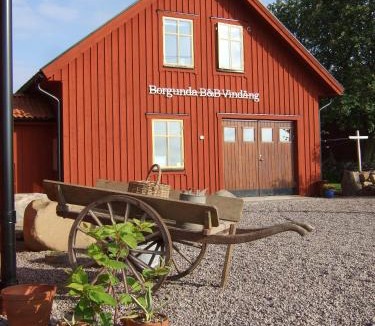 Stenstorp Bed & Breakfast | B&B Borgunda