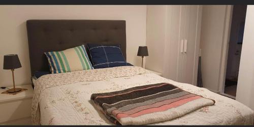 Huddinge Apartment | B & E Apartment