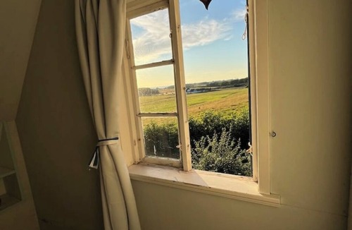 Helsingborg House | Backstugan - Seaside Cottage in a Nature Reserve with Sunset Views