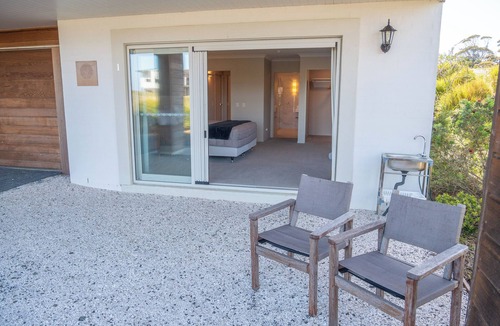 Merita Cottage | Banyan Unit A - Karikari Holiday Apartment
