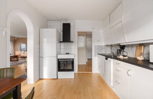 Tromso Apartment | Basecamp Dramsvegen – The Midway Retreat