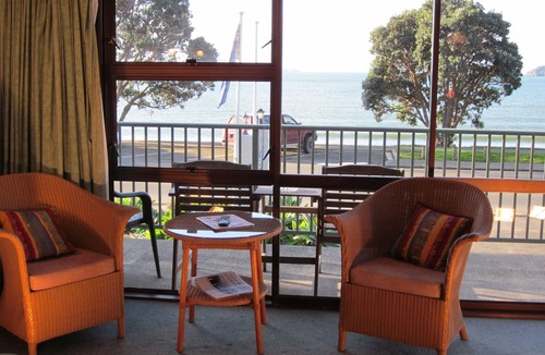 Paihia Hotel | Bay Sands Seafront Studios