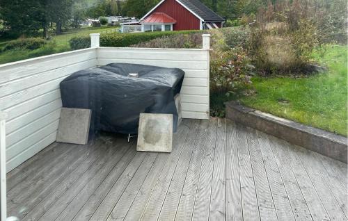 Lappe House | Beach Front Home In Vingåker With Lake View