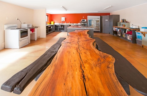 Kaitaia Hotel | Beachcomber Lodge & Backpacker