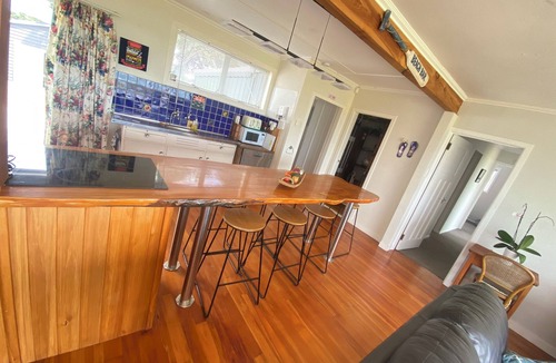 Karkari Peninsula House | Beachcomber's Rest - Beachfront Tokerau