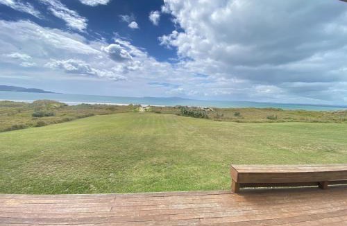 Karkari Peninsula House | Beachcomber's Rest - Beachfront Tokerau