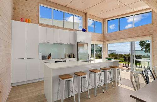 Snells Beach House | Beachfront Escape - Snells Beach Holiday Home