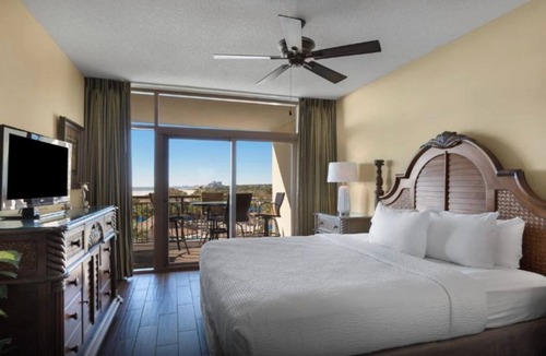 Windy Hill Hotel | Beachfront Villa | Pool & Lazy River | Direct Beach Access