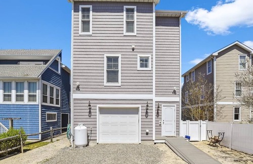 Bethany Beach House | Beachside Luxury | Spacious 7BR | Chic Design