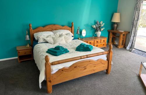 Westport Apartment | Beachy Sounds Studio