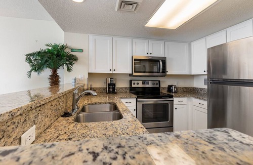 Crescent Beach Condo | Beautiful East Coast Sunrises W/Amenities Galore!