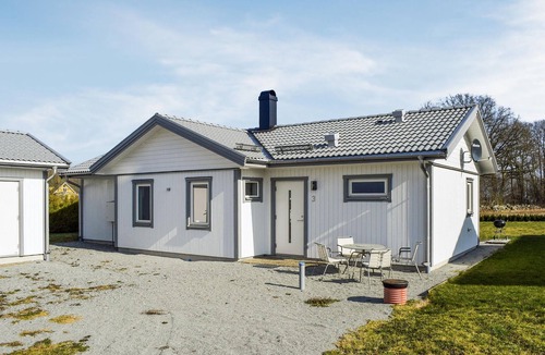 Mollebjorke House | Beautiful home in Sölvesborg with WiFi