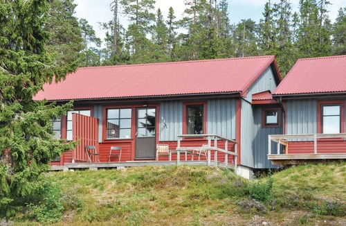 Stoten Apartment | Beautiful vacation home with sauna in an area with good hiking trails.