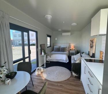 Kiwitea House | Benrose Stables Cottage