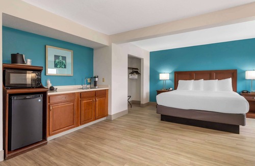 Vaught Hotel | Best Western Plus Myrtle Beach @ Intracoastal