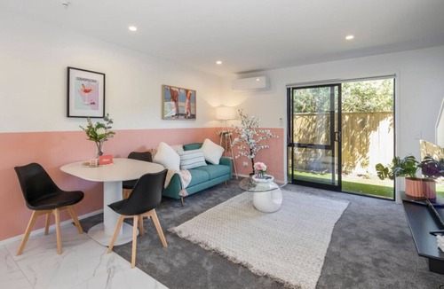 Lower Hutt Apartment | Biddle Cres Elegance