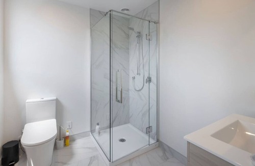 Lower Hutt Apartment | Biddle Cres Elegance