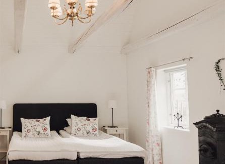 Kivik House | Blåsingsborgs Gårdshotell på Österlen