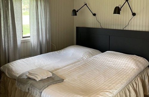 Erikslund Bed & Breakfast | Borgsjö Strand
