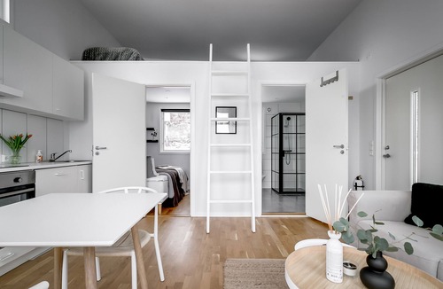 Bro Apartment | Breathtaking Lakefront mini villas