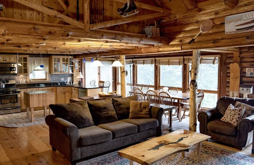 Kattskill Bay Cabin | Breathtaking Log Cabin Directly on Lake George 5bd