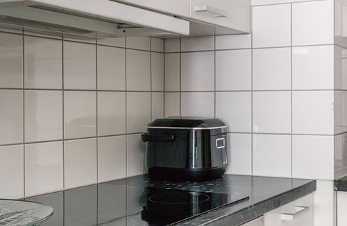 Hietalahti Apartment | Bright Studio Apt. in Helsinki with Private Balcony