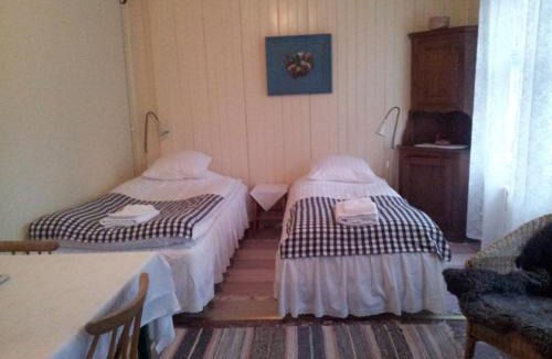 Balsta Bed & Breakfast | Brunnsta Gård
