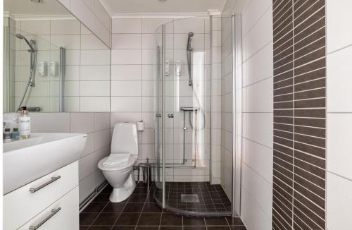Fjallbacka Hotel | Bryggan Fjällbacka