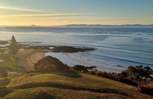 Cable Bay House | Cable Bay Seaview Beauty
