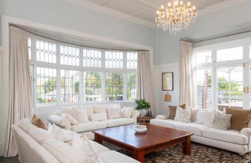 Gisborne Bed & Breakfast | Cedar House