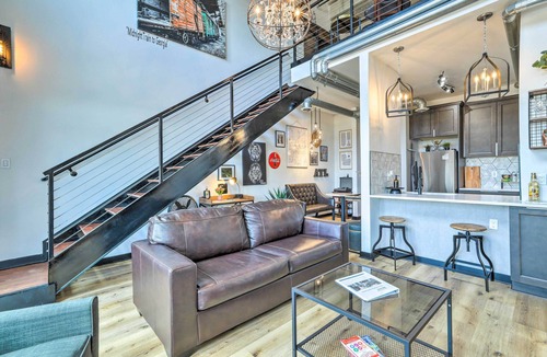 Atlantic Station Area Apartment | Central Atlantic Station Loft Near Mercedes-benz!