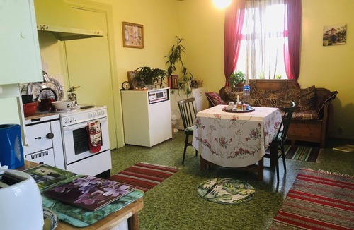 Avesta House | Charming 1-bed Studio in Avesta