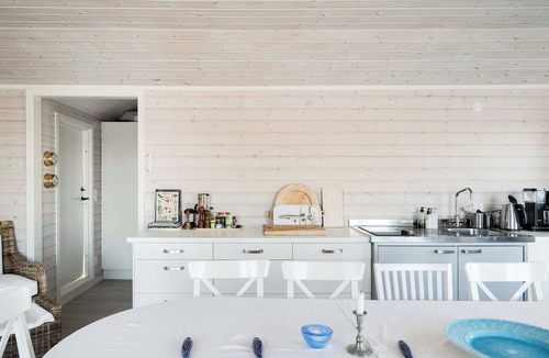 Laggarsvik House | Charming Archipelago House, Sauna, Dock & Sea View