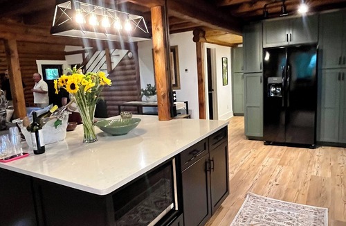 Bowling Green Cabin | Charming & Spacious Waterfront Log Cabin with Central Location to Everything!