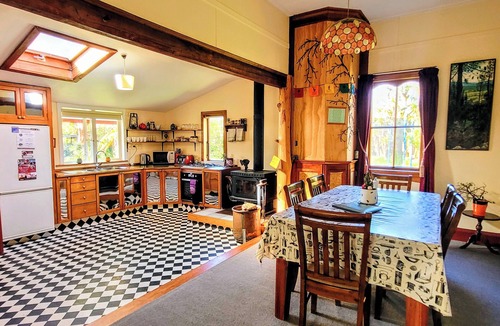 Kumara Villa | Charmingly restored villa at Greenstone Retreat