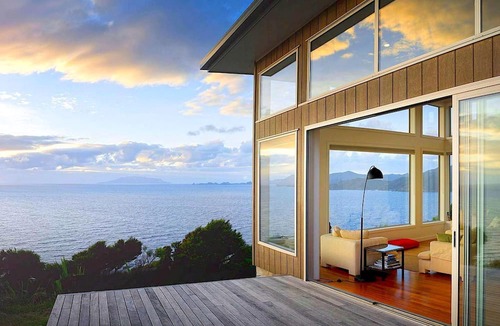 Great Barrier Island Villa | Clifftop Great Barrier Island Accommodation for a Secluded Getaway