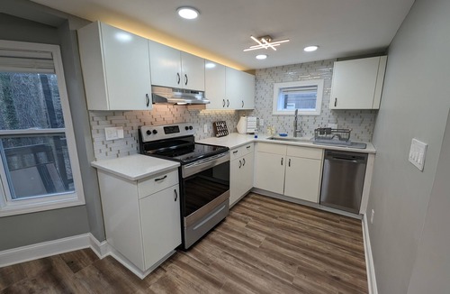 Marietta Bed & Breakfast | Colony Suite