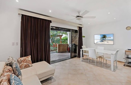 Coco Apartment | Colorful & Private 2-Bedroom Condo Just a Short Walk from the Beach