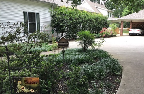 Toccoa House | Comfortable country living close in to historic downtown Toccoa