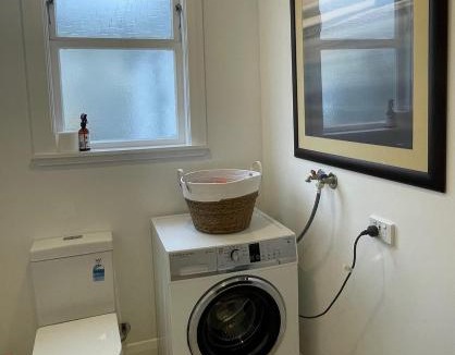 Dunedin Apartment | Comfy Hideaway with Queen Bed and a Trundler