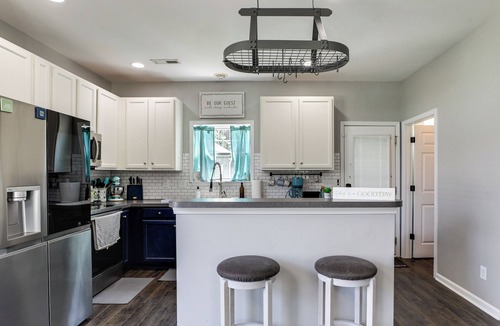 Moncks Corner House | Community Pools + Dock: Moncks Corner Getaway