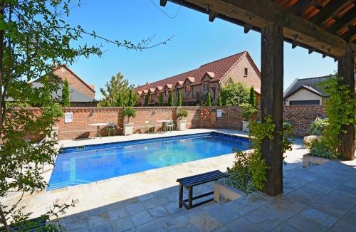 Monaco Apartment | Compass Cottage - Monaco Resort
