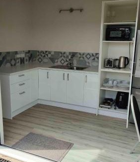 Richmond Apartment | Container stay