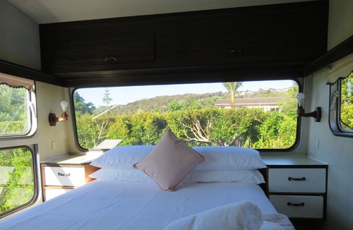Mangonui House | Coopers Haven Beachfront Caravan