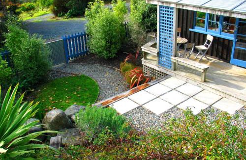 Upper Moutere House | Corru Gate