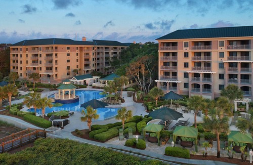 Palmetto Dunes Resort | Courtyard View - 2 Bedroom - Marriott's Barony Beach Club - Full Resort Access