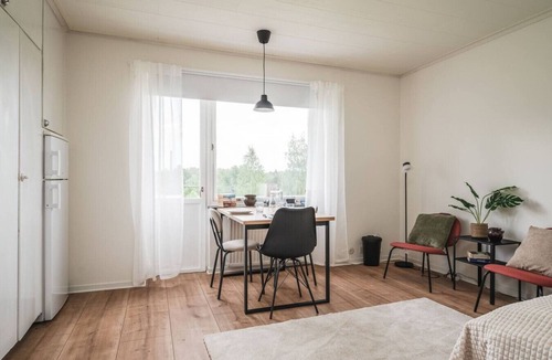 Horndal Apartment | Cozy & Bright Studio in Peaceful Horndal