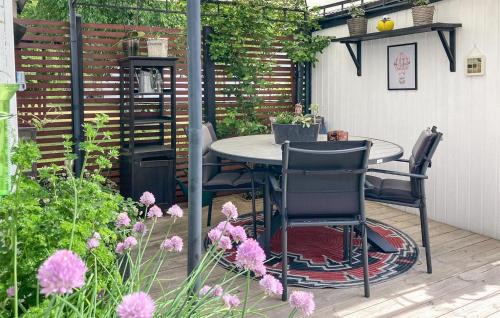 Borgholm House | Cozy Home In Borgholm With Wifi