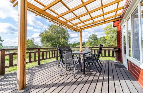 Skaftet House | Cozy log cabin near the Baltic Sea, ideal for fishing and relaxing